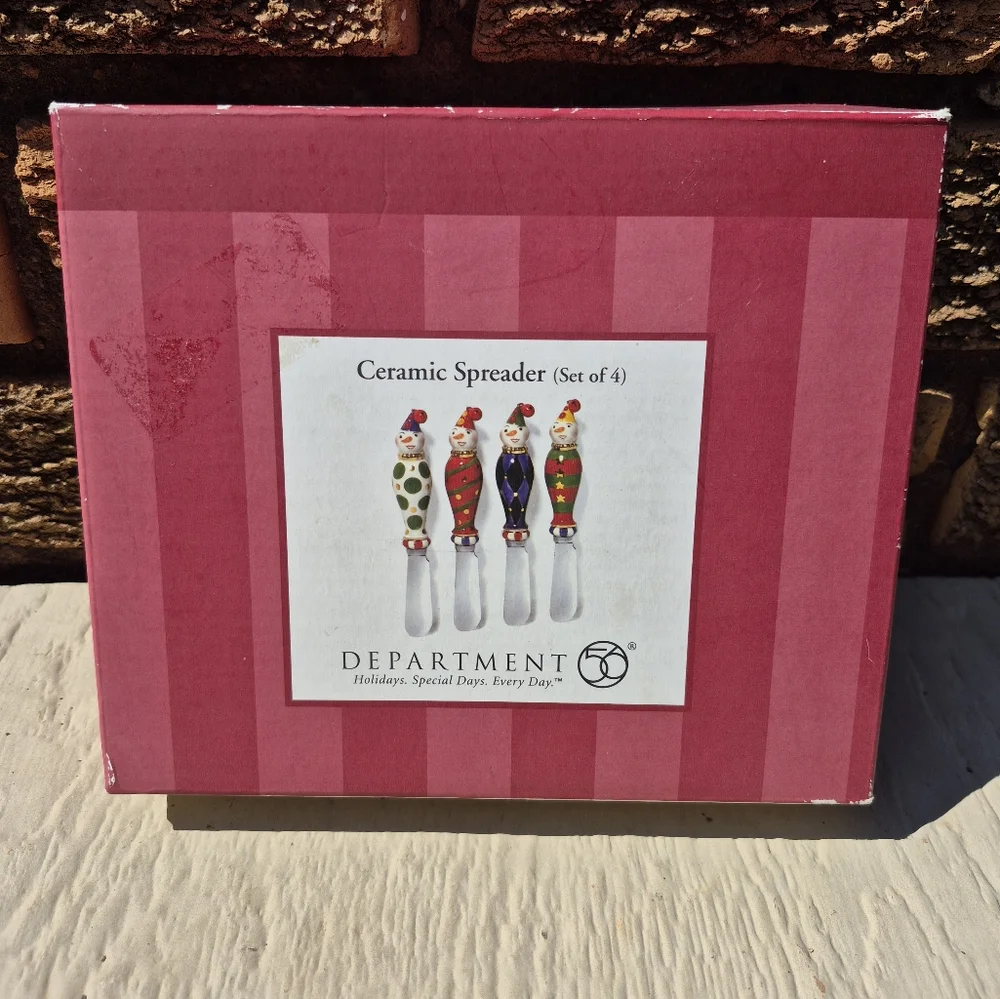 Department 56 Set of 4 Ceramic Clowns with Bells on Caps, Set of 4 Pre-owned
